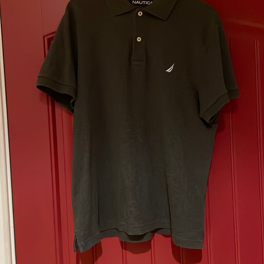Men’s Nautica Polo Shirt Slim Fit Medium 100% Cotton Very Soft and Comfortable